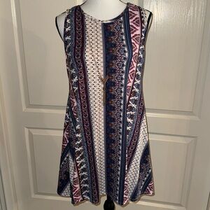 JUNIORS - Sleeveless Dress with Necklace - Size Large